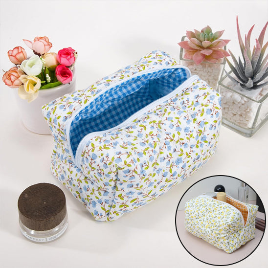 trousse a maquillage motif fleuri bleu ouverte