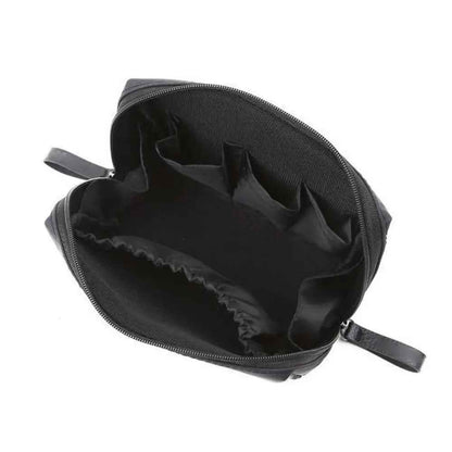 trousse de maquillage pochette noire ouverte