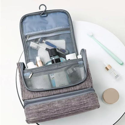 Trousse de toilette femme grand format ouverte grise