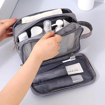 Trousse de toilette grise ouverte logement central