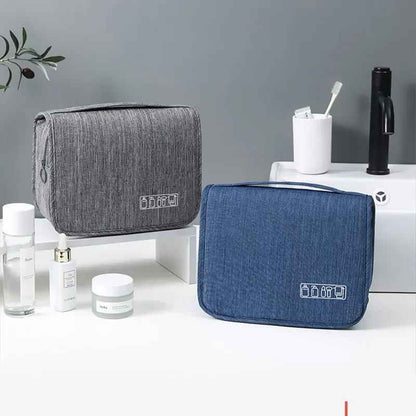 trousse de toilette homme voyage pratique bleue grise presentation fermees