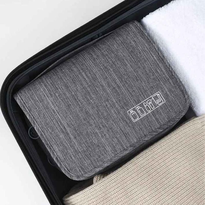 trousse de toilette homme voyage pratique demo dans valise