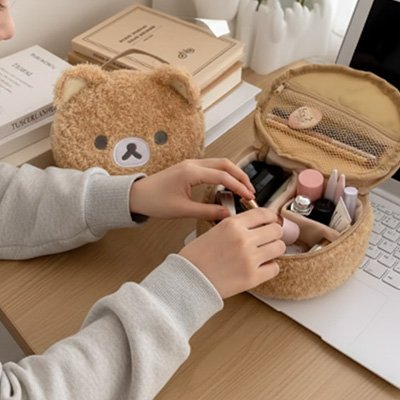 Trousse maquillage nounours ouverte dame